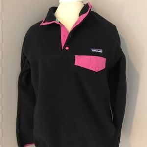 Black Patagonia pullover